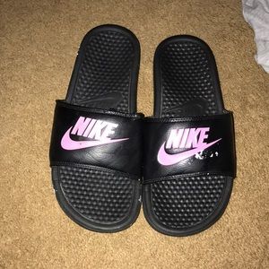 nike slides